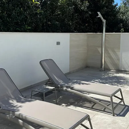 Prostin Apartment *